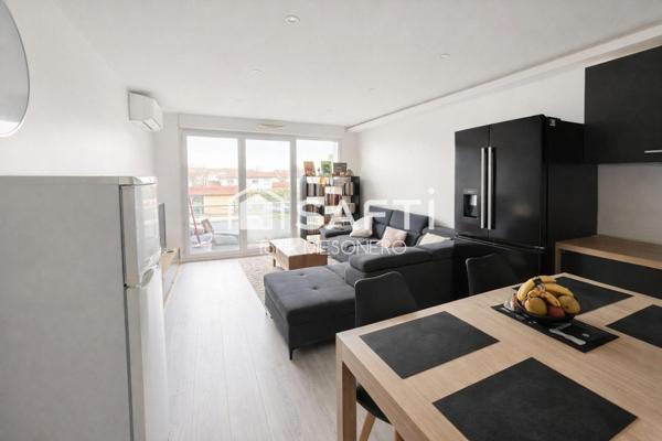 T3 lumineux avec double stationnement