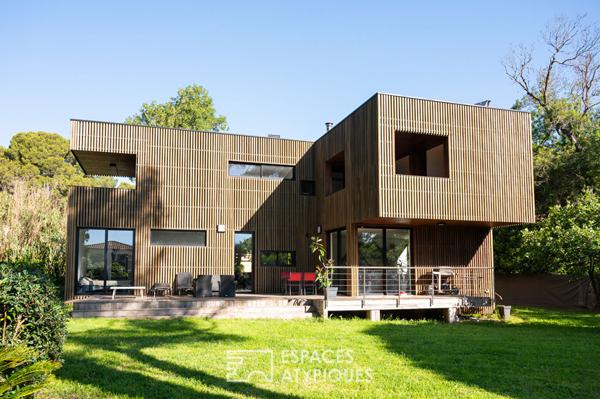 Contemporaine à ossature bois près de la plage