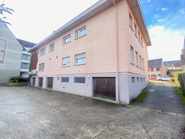 Immeuble de rapport de 3 appartements et 2 locaux
