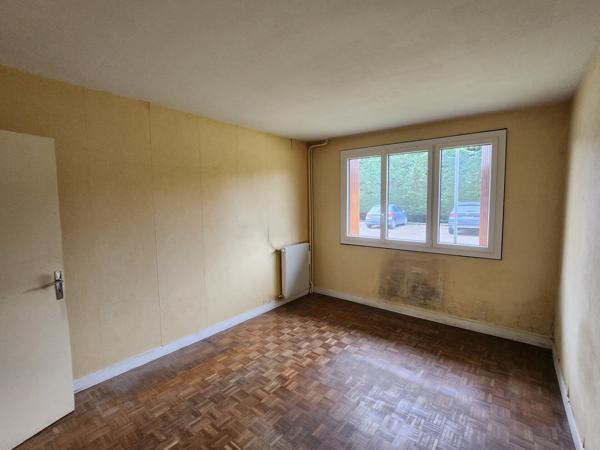 Spacieux 2 pièces (possibilité 3 pièces) avec Boxe et cave