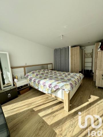 Maison traditionnelle 6 pièces de 105 m² à Hennebont (56700)