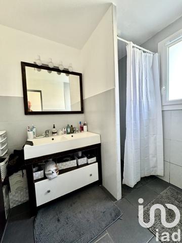 Maison traditionnelle 6 pièces de 105 m² à Hennebont (56700)