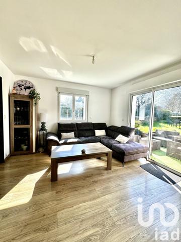 Maison traditionnelle 6 pièces de 105 m² à Hennebont (56700)