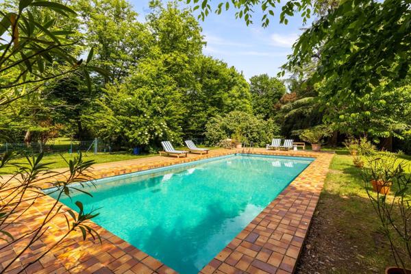 Vente Château Bordeaux 12 Pièces 400 m²