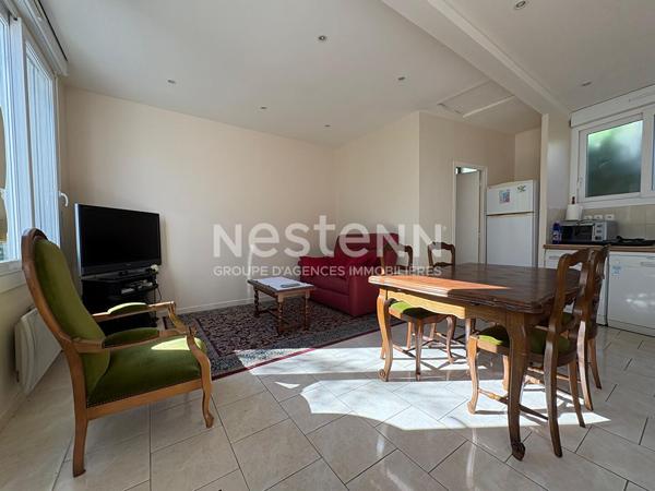 Nestenn Igny - Maisonnette indépendante meublée 2 pièces, 1 chambre, salle de bains, terrasse privative, proche commerces, école et RER Ligne V