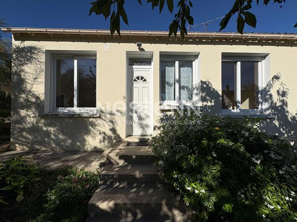 Nestenn Igny - Maisonnette indépendante meublée 2 pièces, 1 chambre, salle de bains, terrasse privative, proche commerces, école et RER Ligne V