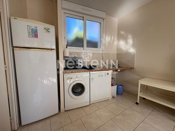 Nestenn Igny - Maisonnette indépendante meublée 2 pièces, 1 chambre, salle de bains, terrasse privative, proche commerces, école et RER Ligne V