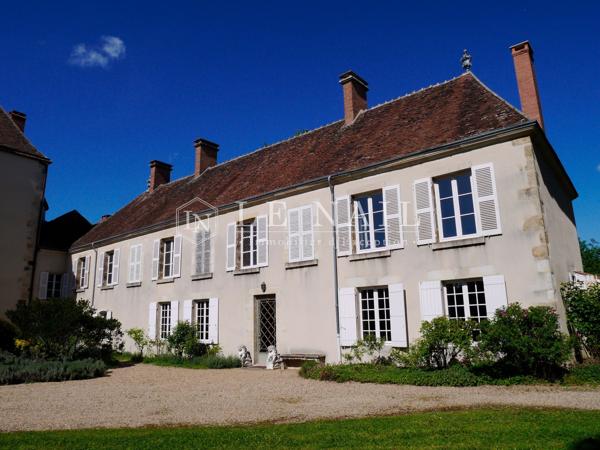 En Berry, remarquable ensemble castral sur douves édifié du XVe au XVIIe siècle