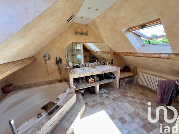 Maison à vendre 8 pièces 203 m² Hérouville-en-Vexin