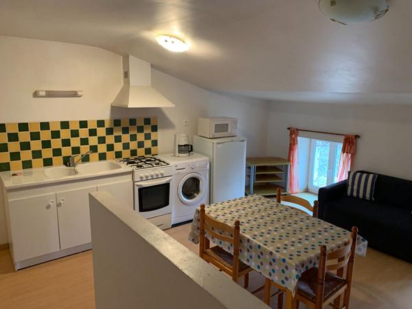 T2 meublé- 27m2 - Jonzac centre ville