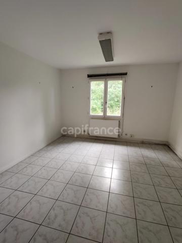 Dpt Essonne (91), à vendre LIMOURS Local