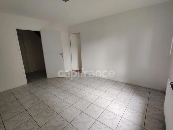 Dpt Essonne (91), à vendre LIMOURS Local