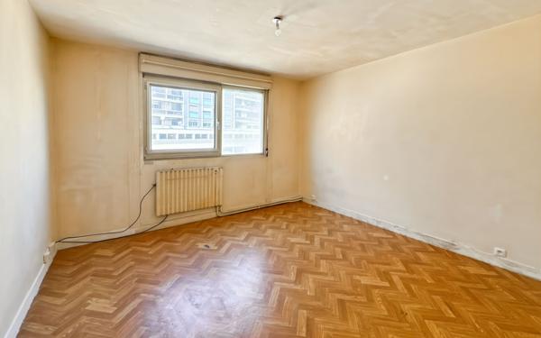 Appartement à vendre    1 pièce • 32 m2 Nice