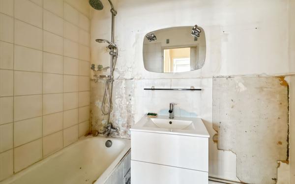 Appartement à vendre    1 pièce • 32 m2 Nice