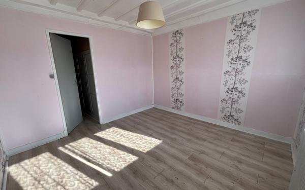 Maison à vendre    5 pièces •  Chauny