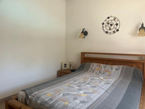 Villa avec piscine et cuisine d'été