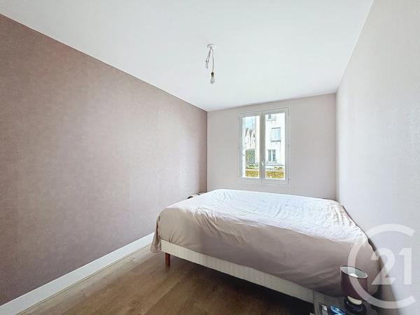 Appartement F4 à vendre  4 pièces - 90 m 2   BAR SUR AUBE  - 10