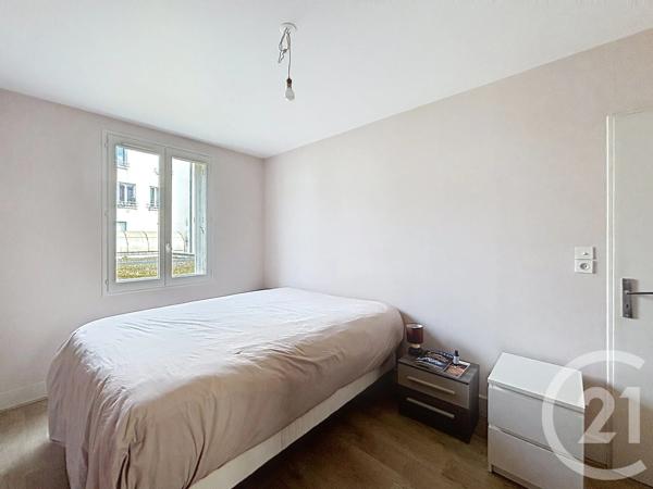 Appartement F4 à vendre  4 pièces - 90 m 2   BAR SUR AUBE  - 10