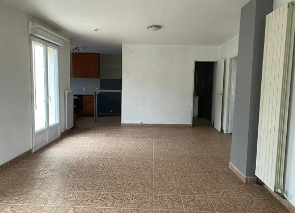 Maison à vendre    8 pièces •  Saint-Maur-des-Fossés