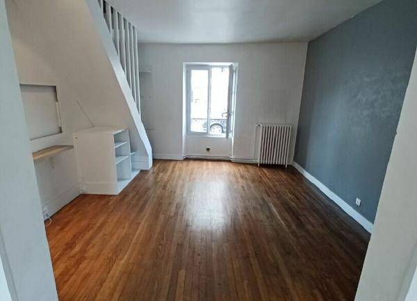 Maison à vendre    8 pièces •  Saint-Maur-des-Fossés