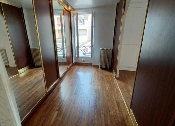 Maison à vendre    8 pièces •  Saint-Maur-des-Fossés