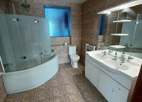 Maison à vendre    8 pièces •  Saint-Maur-des-Fossés