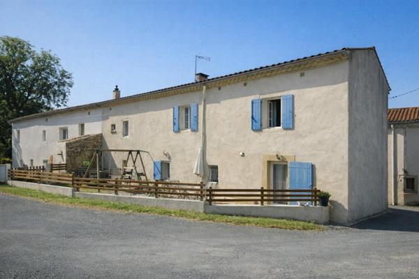 Maison de village en pierre T5