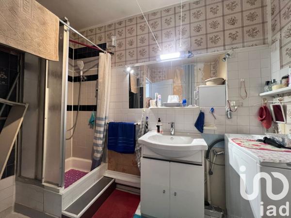 Appartement 2 pièces de 45 m² à Thiais (94320)