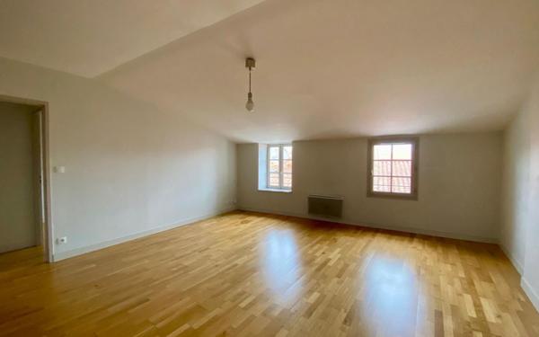 Appartement à louer    2 pièces • 48,24 m2 La Rochelle