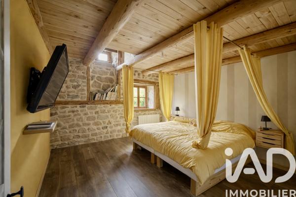 Maison à vendre 4 pièces 160 m² Saint-Étienne-Lardeyrol