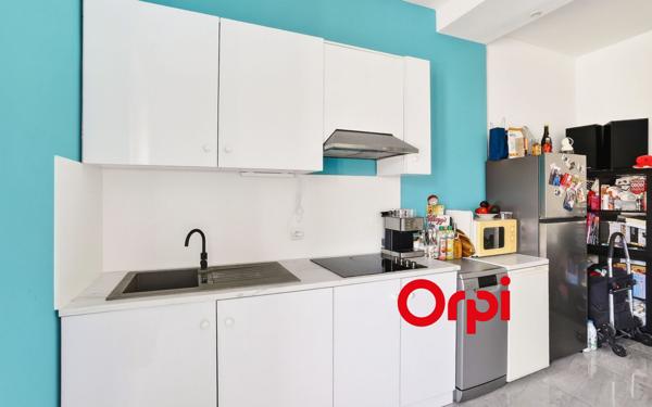 Appartement à vendre    3 pièces • 48,50 m2 Oullins