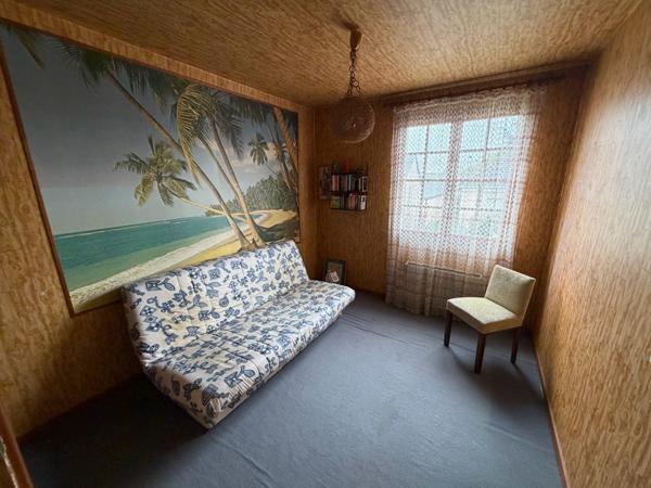 MAISON sur SOUS-SOL - 4 CHAMBRES -