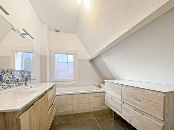 Coeur de village Oinville sur montcient