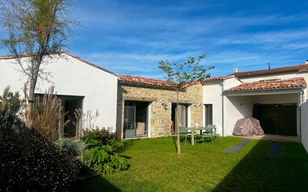 Maison à vendre    4 pièces •  Le Bois-Plage-en-Ré