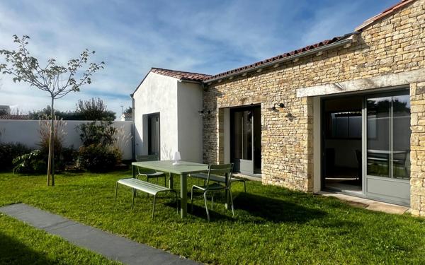 Maison à vendre    4 pièces •  Le Bois-Plage-en-Ré