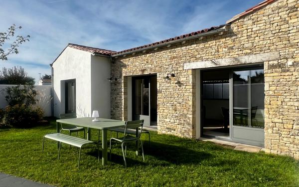 Maison à vendre    4 pièces •  Le Bois-Plage-en-Ré