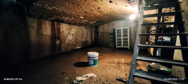 Découvrez cette charmante maison de 6 pièces à Servant (habitable de suite), offrant une surface habitable de 132 m² sur un vaste terrain de 2930m²