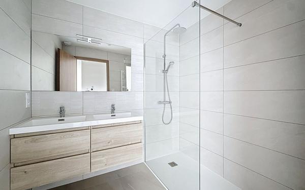 Appartement à louer    3 pièces •  Entrange