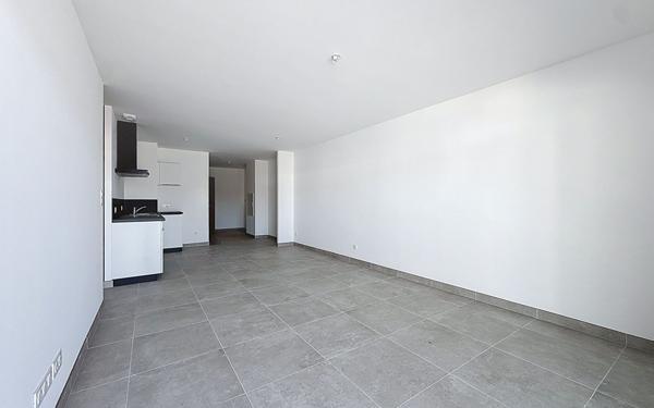 Appartement à louer    3 pièces •  Entrange