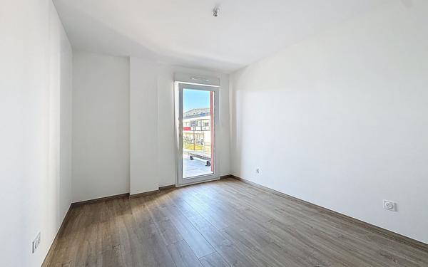 Appartement à louer    3 pièces •  Entrange