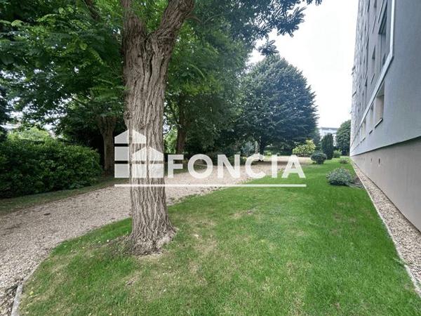 Location Appartement 3 pièces 53.39 m² - RESIDENCE BERNARD PALISSY Saint Germain En Laye 78100