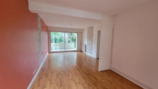 PAU Allées de Morlaàs - Appartement Pau 2 pièce(s) 62.95 m2 avec terrasse et cave