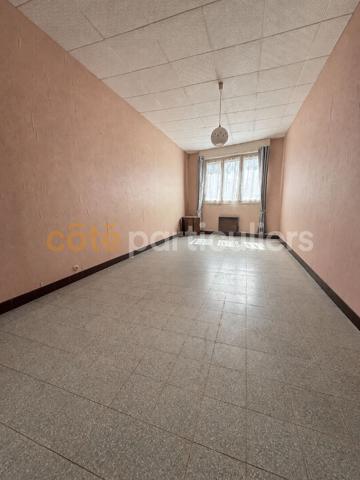 Vente
                Maison117 m² - 5 Pièces -
                    HAM (80400)