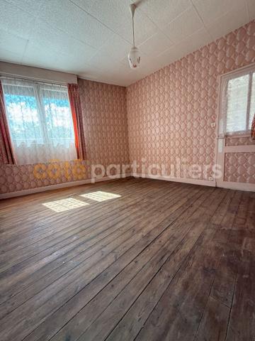 Vente
                Maison117 m² - 5 Pièces -
                    HAM (80400)
