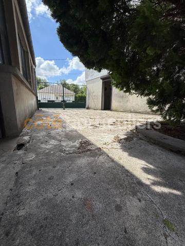 Vente
                Maison117 m² - 5 Pièces -
                    HAM (80400)