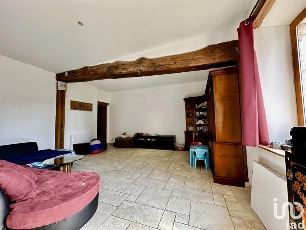 Maison 6 pièces de 118 m² à Saint-Martin-du-Tertre (89100)