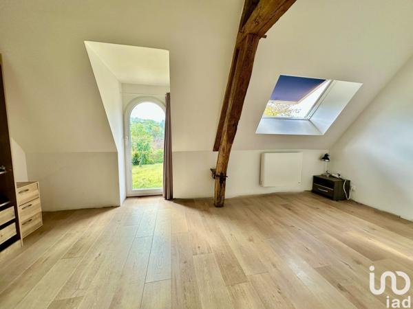 Maison 6 pièces de 118 m² à Saint-Martin-du-Tertre (89100)
