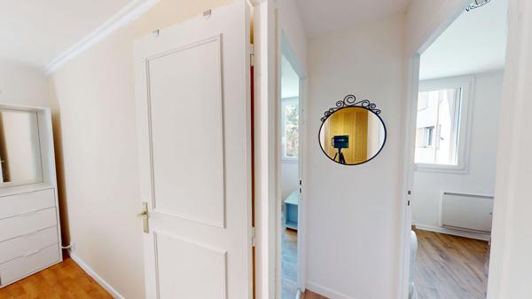 Appartement Montreuil 5 pièce(s) 84.09 m2