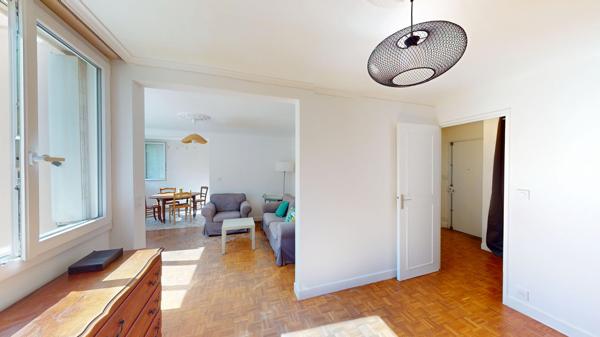 Appartement Montreuil 5 pièce(s) 84.09 m2