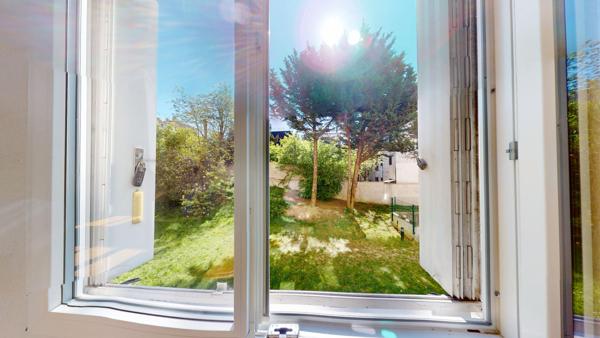 Appartement Montreuil 5 pièce(s) 84.09 m2